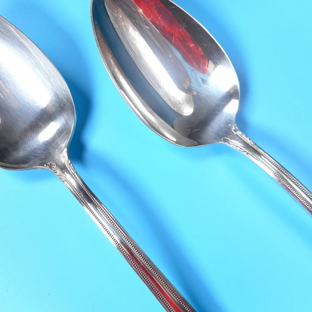 2 Rogers 1847 IS Remembrance Tablespoon Serving Spoon Silver Plated 8 1/2
